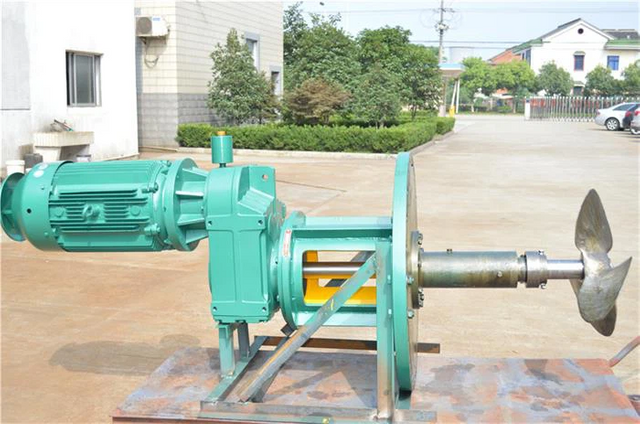 Misturador de entrada lateral de betume de design compacto para estação de mistura de asfalto